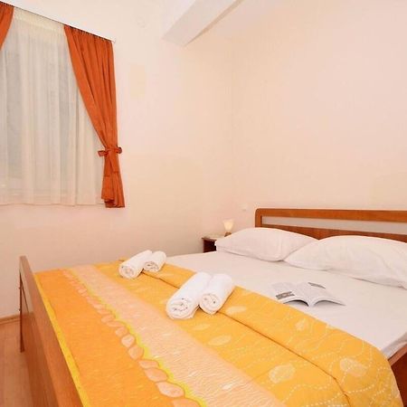 Apartments Sima Трогір Екстер'єр фото