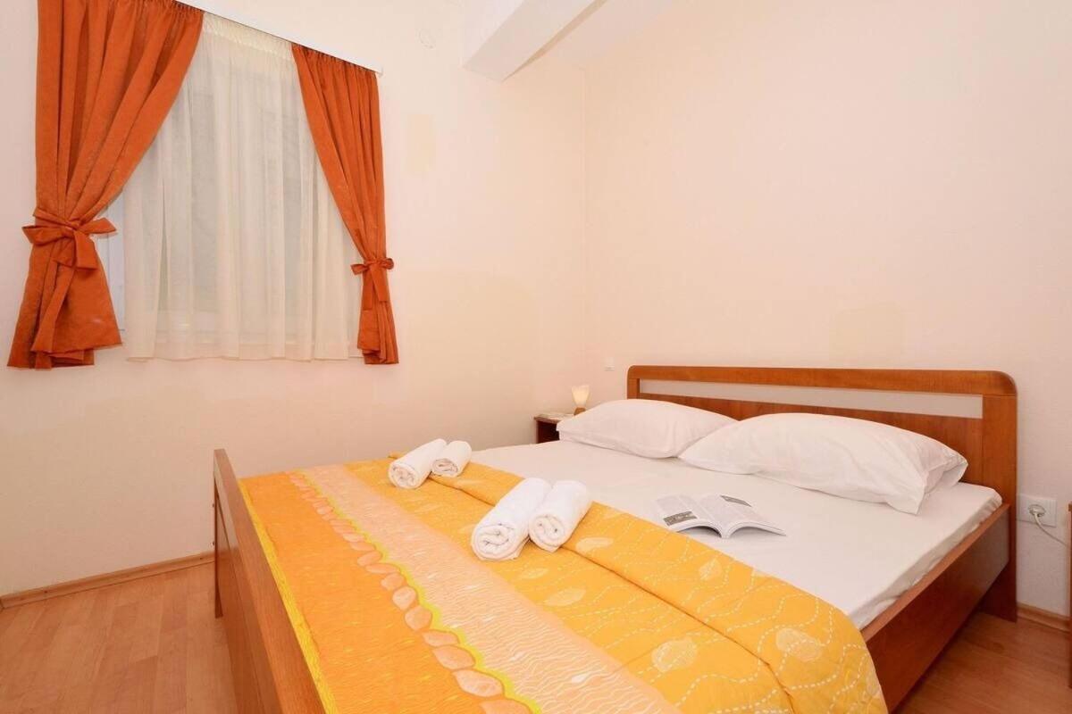 Apartments Sima Трогір Екстер'єр фото