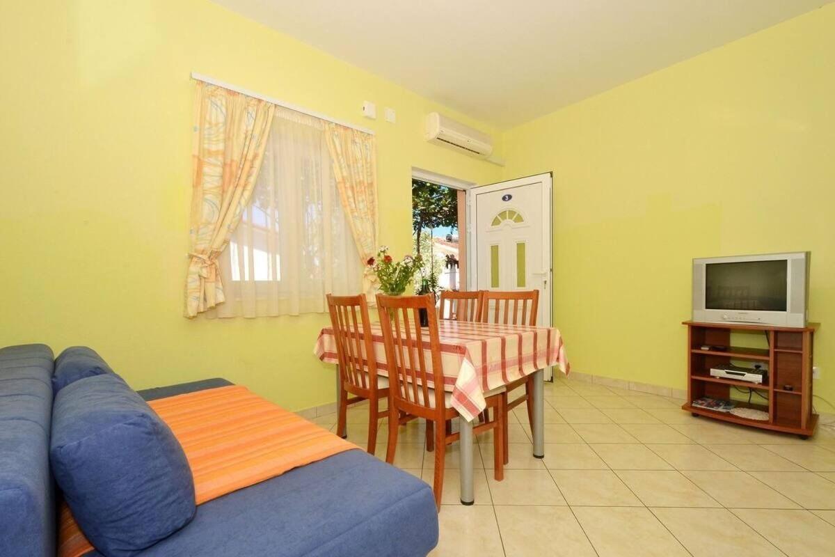 Apartments Sima Трогір Екстер'єр фото