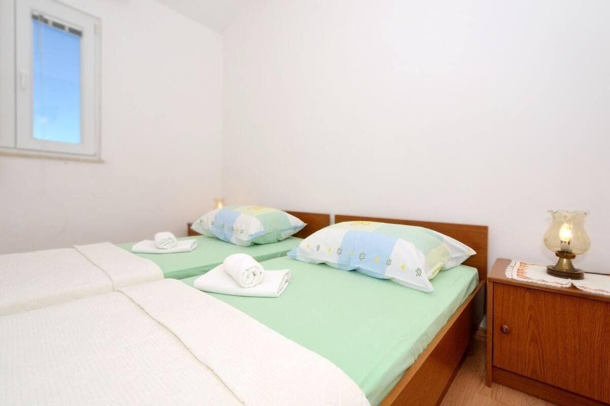 Apartments Sima Трогір Екстер'єр фото