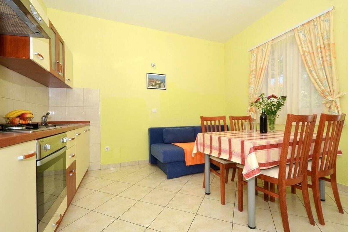 Apartments Sima Трогір Екстер'єр фото